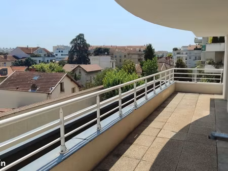 appartement meublé t3 de 69m²