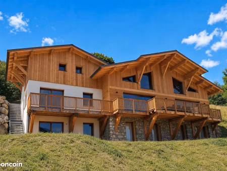 chalet 10 pièces 295 m²