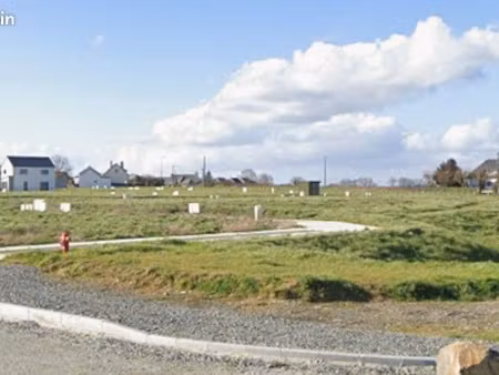 terrain à bâtir de 335 m² à brece (35)