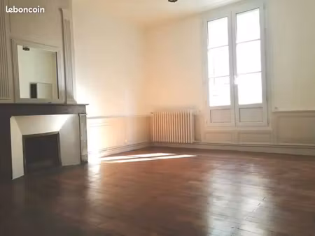 appartement t2 hyper centre