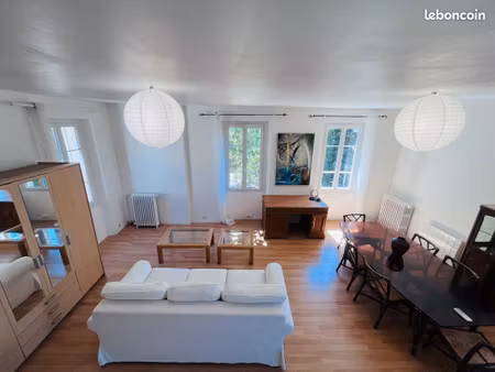 t3 duplex meuble + 2 places de pkg