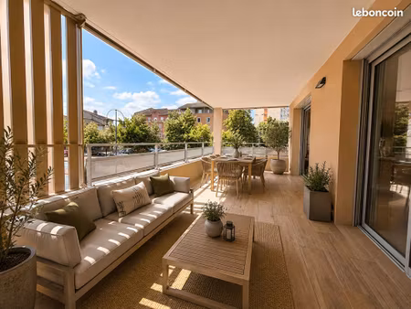 appartement 4 pièces 103 m²