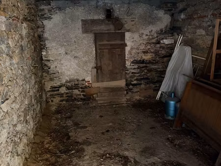 vends cave bon état