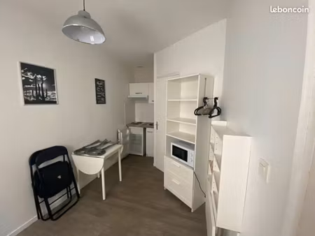 studio 1 pièce 10 m²