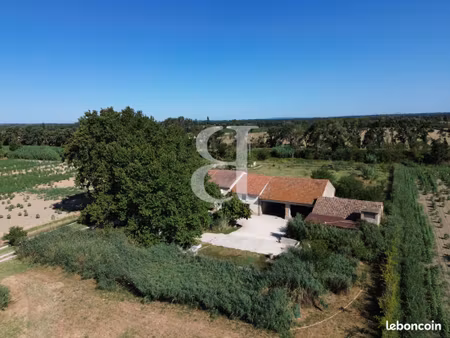 mas 5 pièces 150 m²