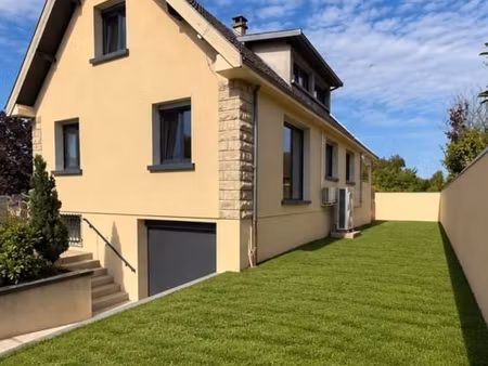 maison 5 pièces 127 m²
