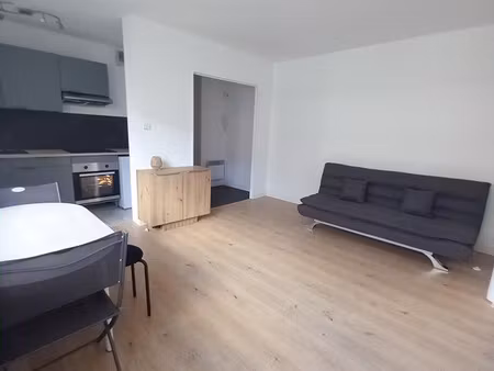 t1 meublé gare-foch 29m²