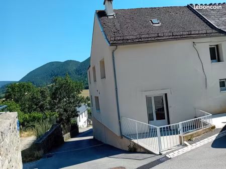 a louer maison village