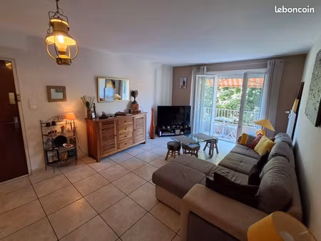 appartement t3 hyeres gare