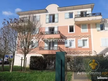 studio 1 pièce 32 m²