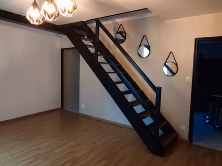 maison rénovée avec extérieur