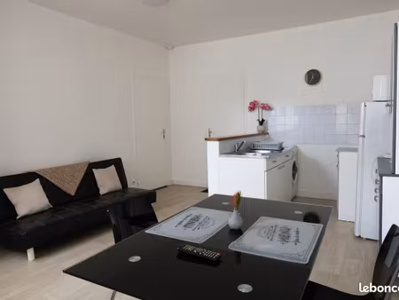 centre ville barbezieux t2 meublé rez-de-chaussée