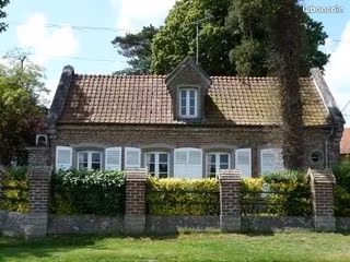 à louer jolie petite maison à crécy en ponthieu