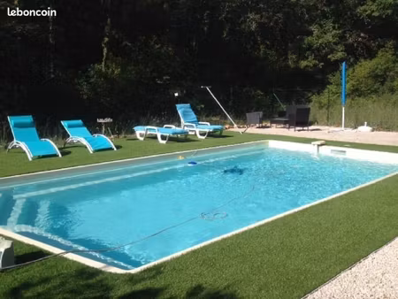 en bordure de forêt  maison de 3 pièces