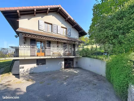 maison 6 pièces 144 m²