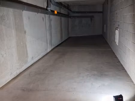 garage double en sous-sol à seclin hypercentre  sécurisé