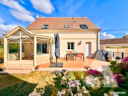 maison 6 pièces 140 m²