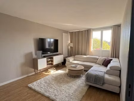 bel appartement t3 de 64 m² à vendre cergy