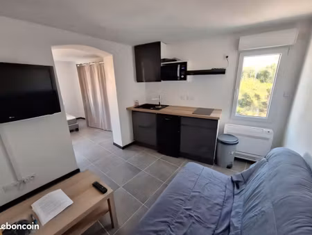 studio bis neuf et climatisé