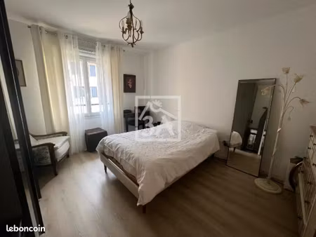 appartement 5 pièces 90 m²
