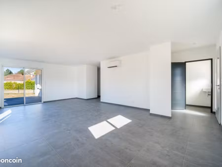 villa 4 pièces 98 m²