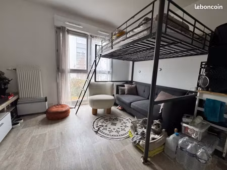 studio 1 pièce 23 m²