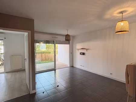 location t2 non meublée