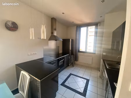 appartement 3 pièces 69 m²