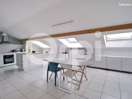 appartement 3 pièces 100 m²