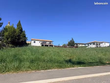 terrain 825 m² bellegarde