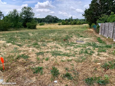 terrain 1 022 m² montlieu la garde