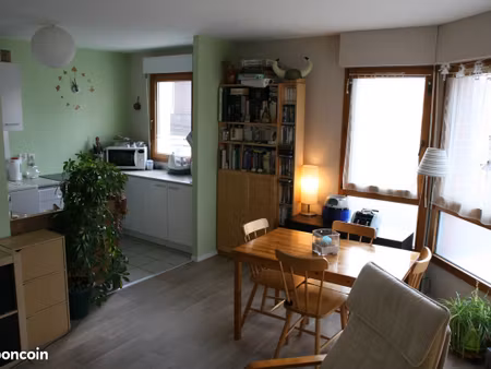 appartement meublé très proche de la préfecture