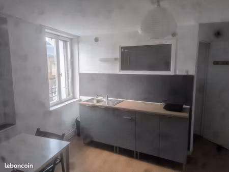 studio meublé