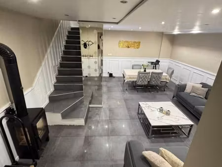 maison 4 pièces 136 m²