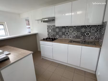 maison 3 pièces 77 m²