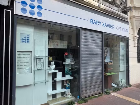 local commercial 145 m² — centre-ville cherbourg  rue albert mahieu
