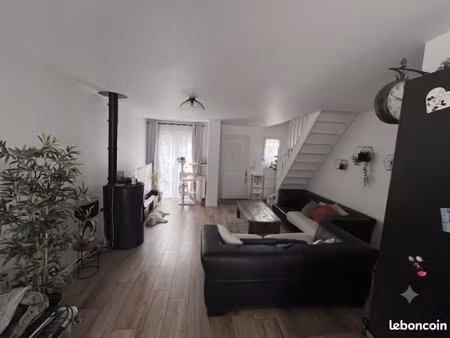 ? à vendre : charmante maison récente de 90 m² ?
