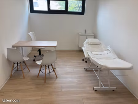 sous-location de cabinet — pôle santé du dôme  marseille 4e