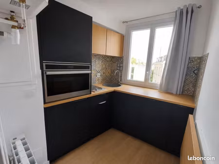 studio 1 pièce 22 m²
