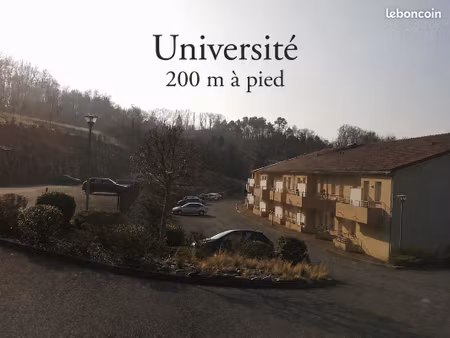 studio au pied de l'université