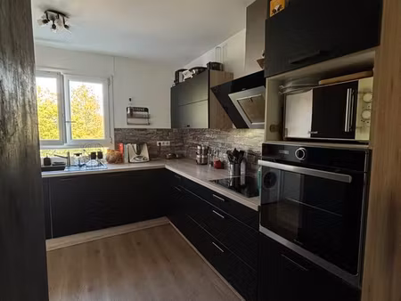 t3 meublé de 76 m² avec parking – à 10 min à pied de la gare du mans