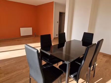 appartement 3 pièces 77 m²