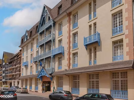 studio 1 pièce 27 m²