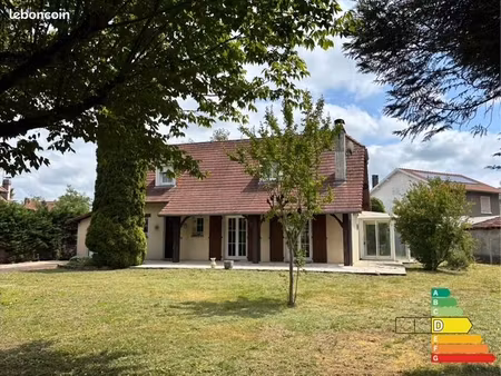 maison 4 pièces dont 3 chambres 116m²