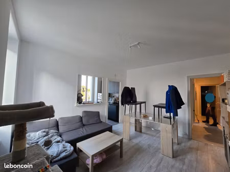charmant t4 de 93 m² lumineux - hyper centre d'ancenis saint-géréon – parking privé - faib