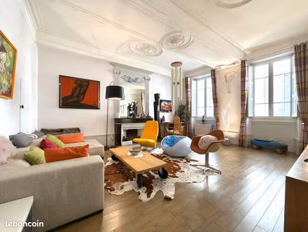 appartement 4 pièces 133 m²