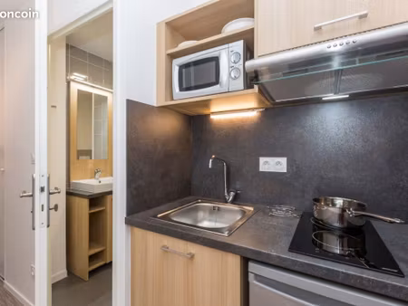 studio 1 pièce 18 m²
