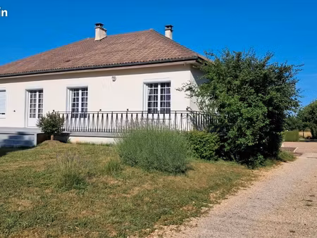 maison 134 m² - 6 pièces - 5 chambres - terrain 1 500 m² - dpe d - vente particulier à par