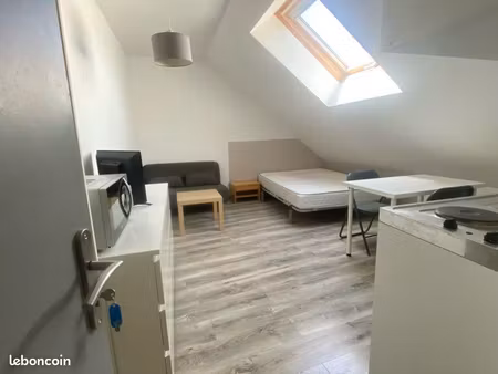 chambre meublée idéalement située la bouloie