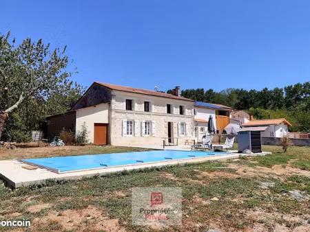 maison de village 9 pièces 280 m²